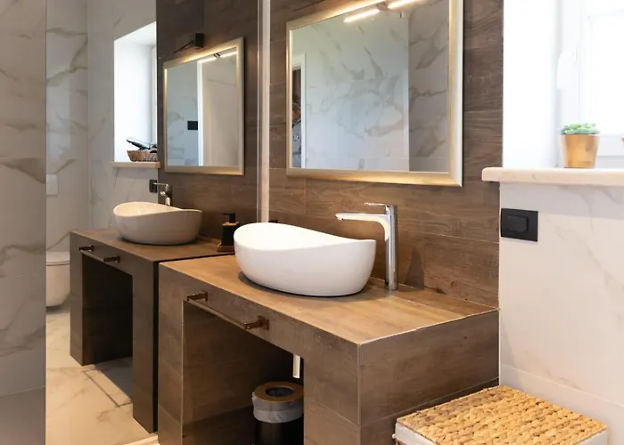 Andolini Vila Momjan