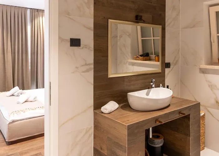 Andolini Vila Momjan